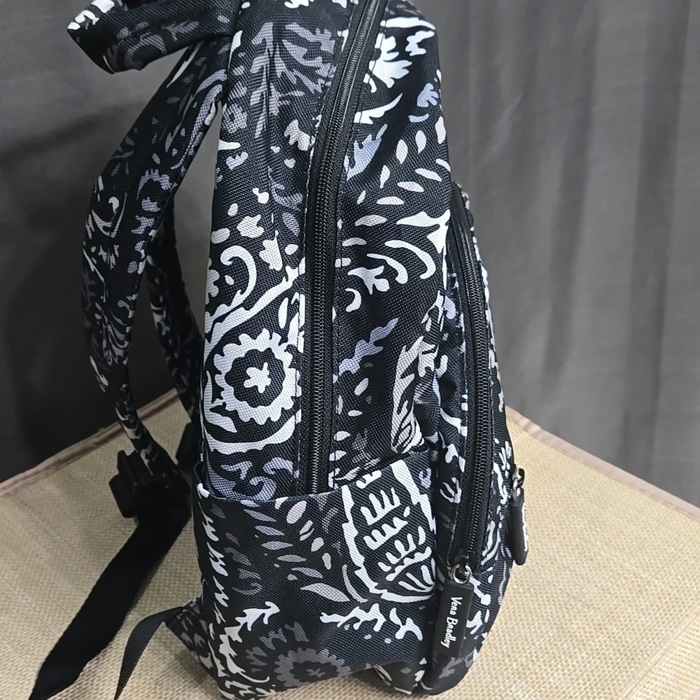 Vera Bradley Monochrome Paisley Backpack EUC